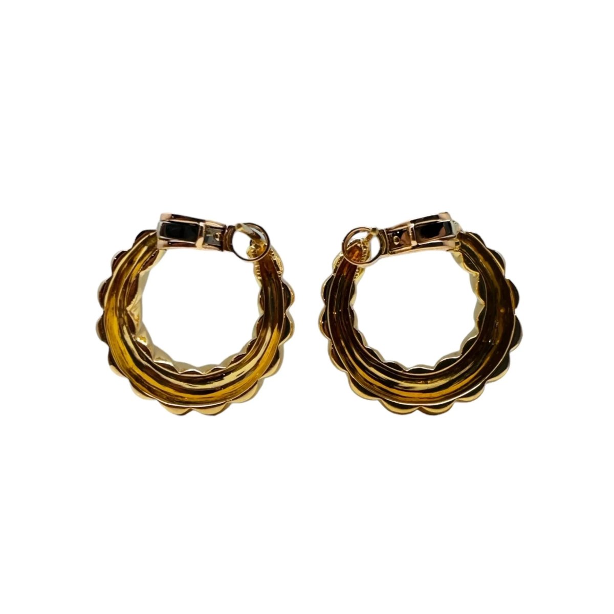 CARTIER Boucles d’oreilles créoles en or jaune. - Castafiore