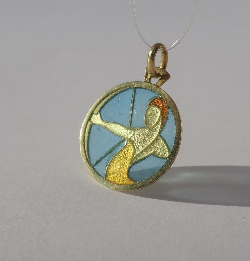 CARTIER - Pendentif Sagittaire Email plique à jour Or - Castafiore