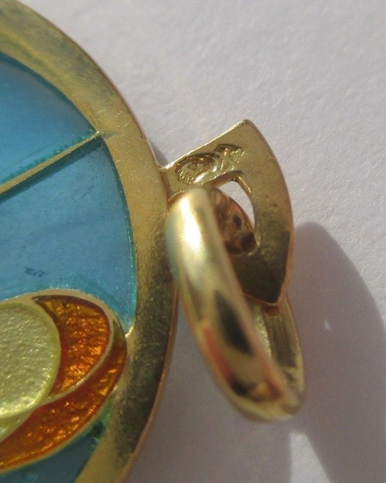 CARTIER - Pendentif Sagittaire Email plique à jour Or - Castafiore