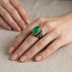 Bague Cocktail en or jaune, émail, émeraude et diamants