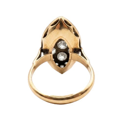 Bague Marquise en or jaune, platine et diamants