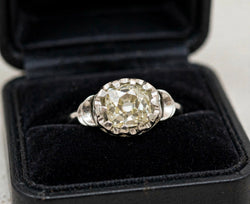 Bague Solitaire en or blanc et diamant