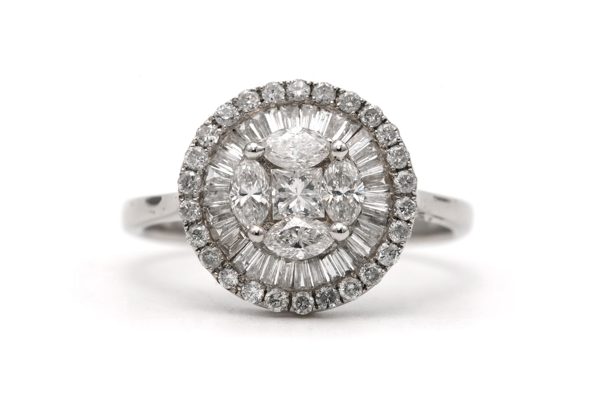 Bague Entourage en or blanc et diamants