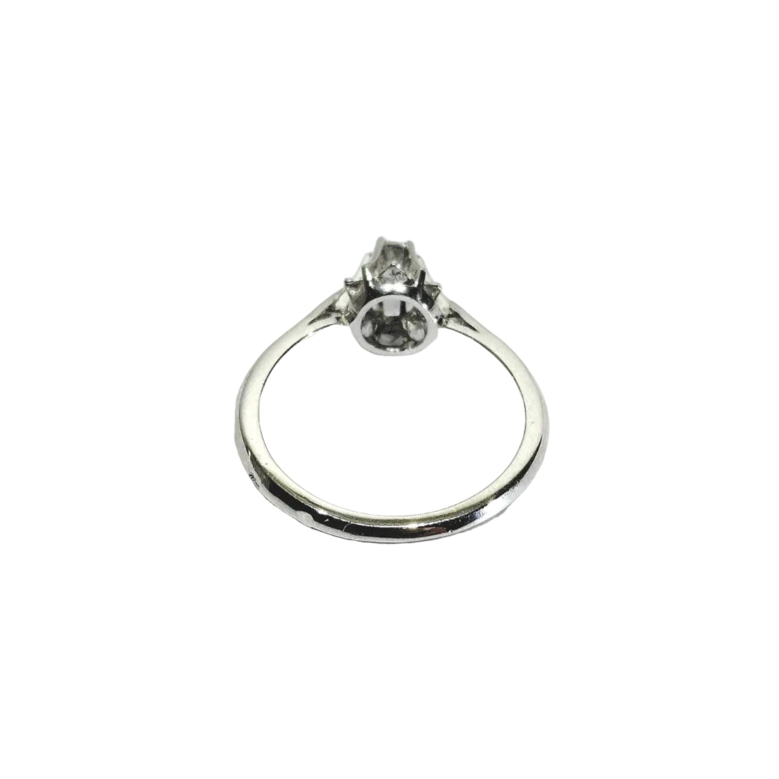 Bague Solitaire en or blanc et diamant
