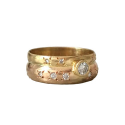 Bague Alliance en or jaune, or rose et diamants
