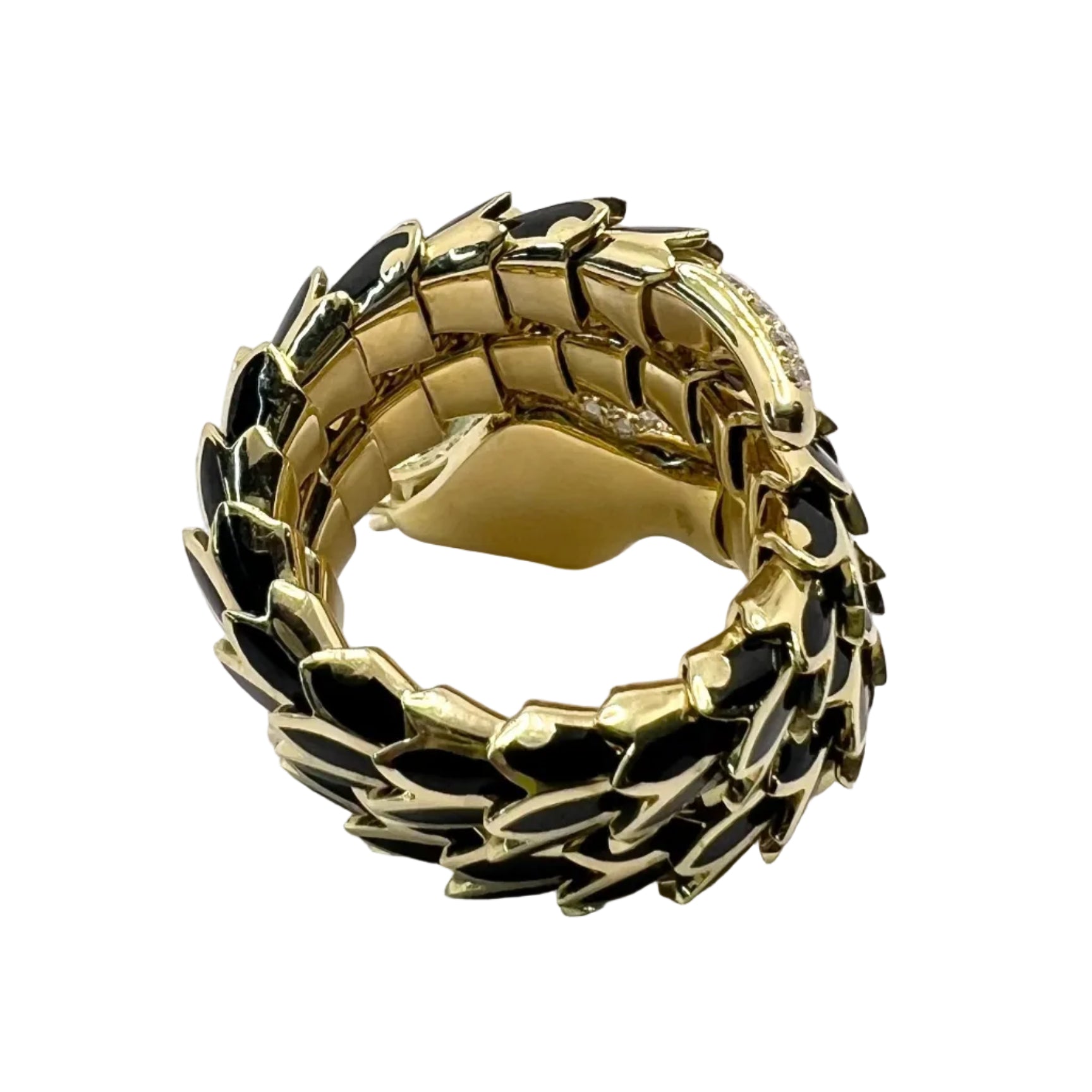 Bague en or jaune, émail, émeraudes et diamants