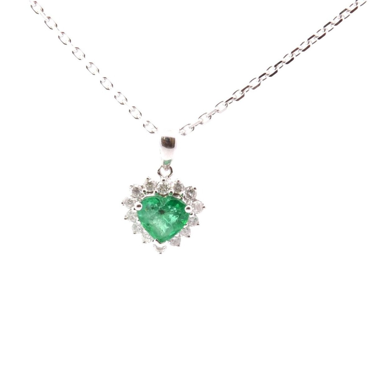 Chaine pendentif en or blanc, émeraude et diamants - Castafiore