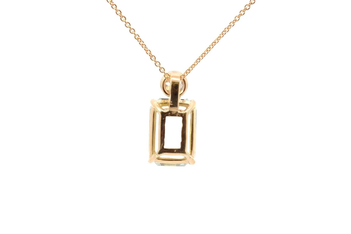 Chaine pendentif en or jaune, aigue - marine et diamants - Castafiore