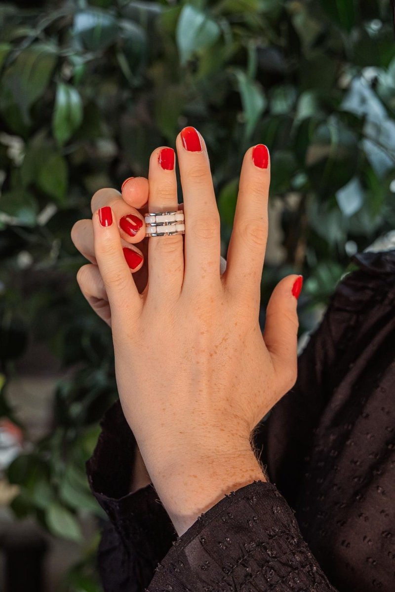 Chanel Bague Ultra Or blanc - Castafiore