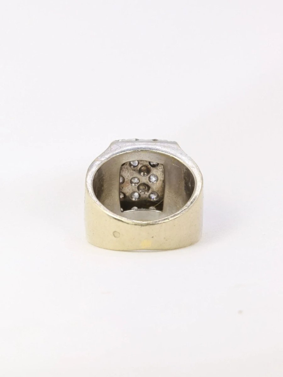 Chevalière vintage en or pavée de diamants - Castafiore