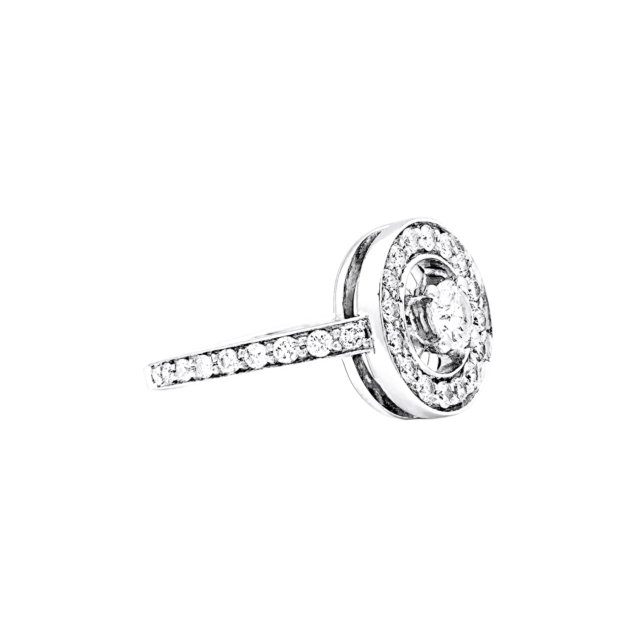 Bague Boucheron, "Ava", or blanc, diamants.