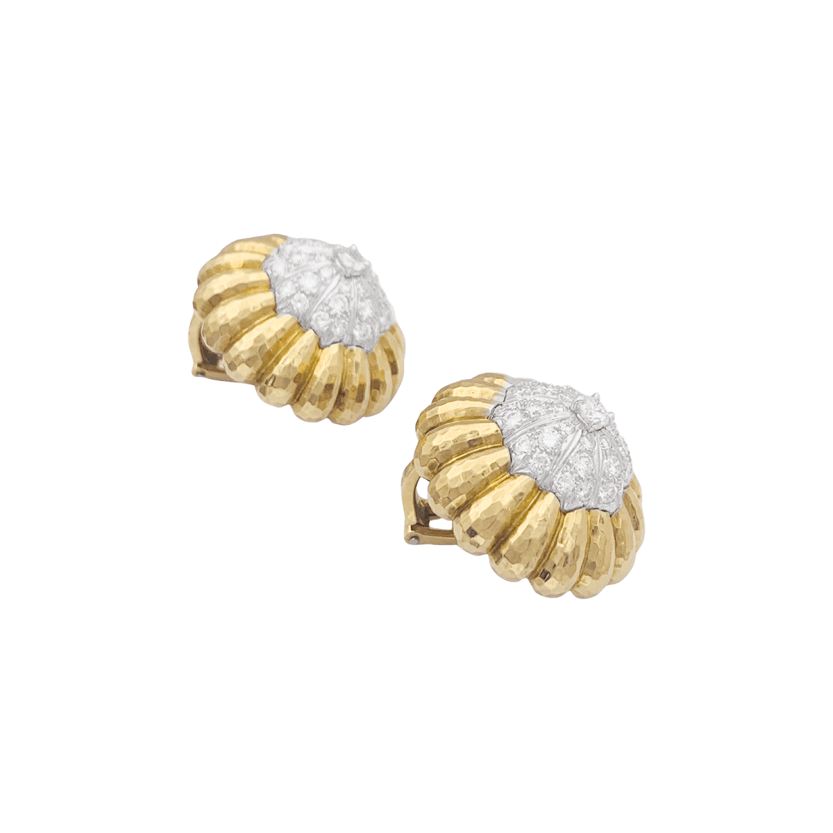 Clips d'oreilles David Webb, "Boutons", platine, or jaune, diamants. - Castafiore