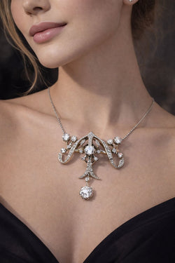 COLGANTE ANTIGUO DE DIAMANTES ESTILO ART NOUVEAU EN ORO - Castafiore