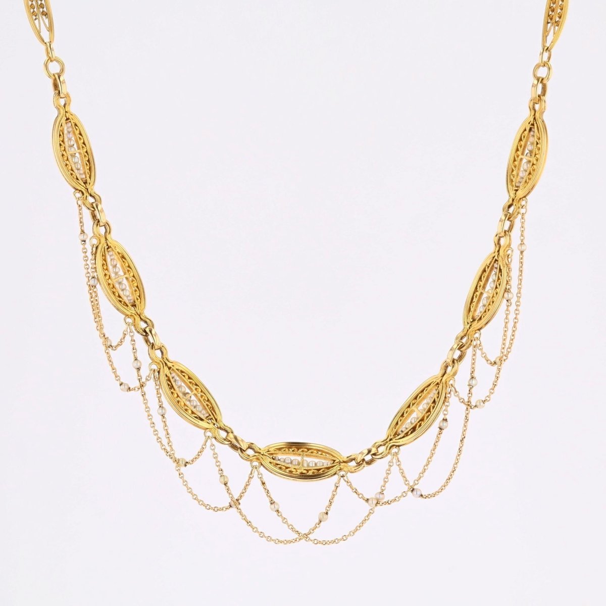 Collier ancien en or jaune et perles fines - Castafiore