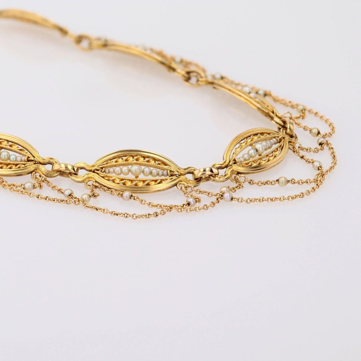 Collier ancien en or jaune et perles fines - Castafiore