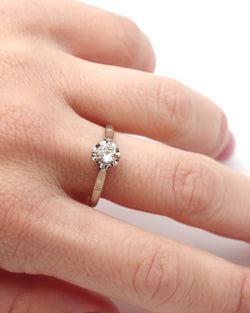 Collier ANCIEN Figaro en or blanc - Castafiore