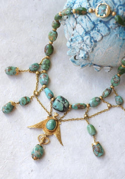 Collier Ancien Neo Egyptien Or Jaune et Turquoises - Castafiore
