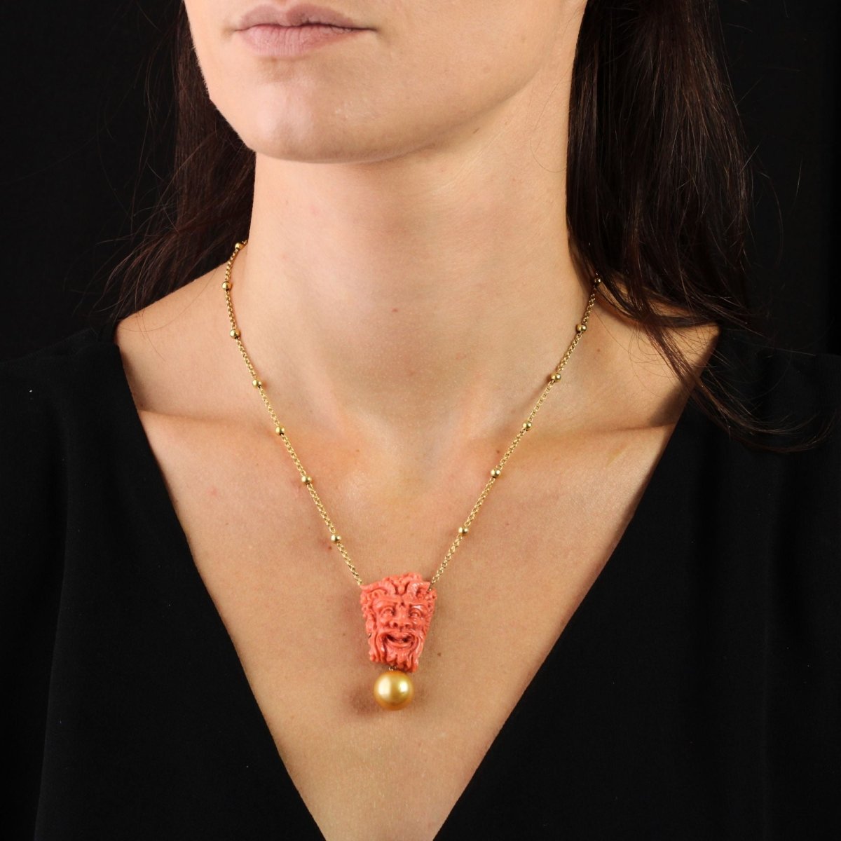 Collier BAUME Camée maille jaseron en or jaune et corail - Castafiore