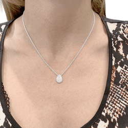 Collier BOUCHERON Serpent Bohème en or blanc et diamants. - Castafiore