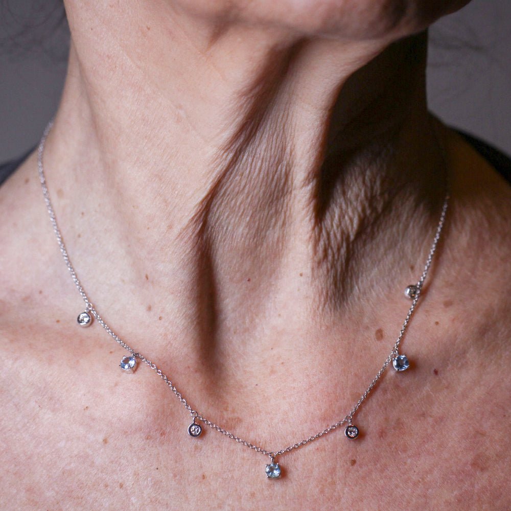 Collier Chaîne BELL en or blanc, topaze et diamants - Castafiore