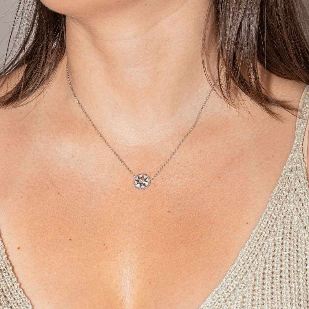 Collier Chaîne DIOR "Rose des vents" en or blanc et diamant - Castafiore