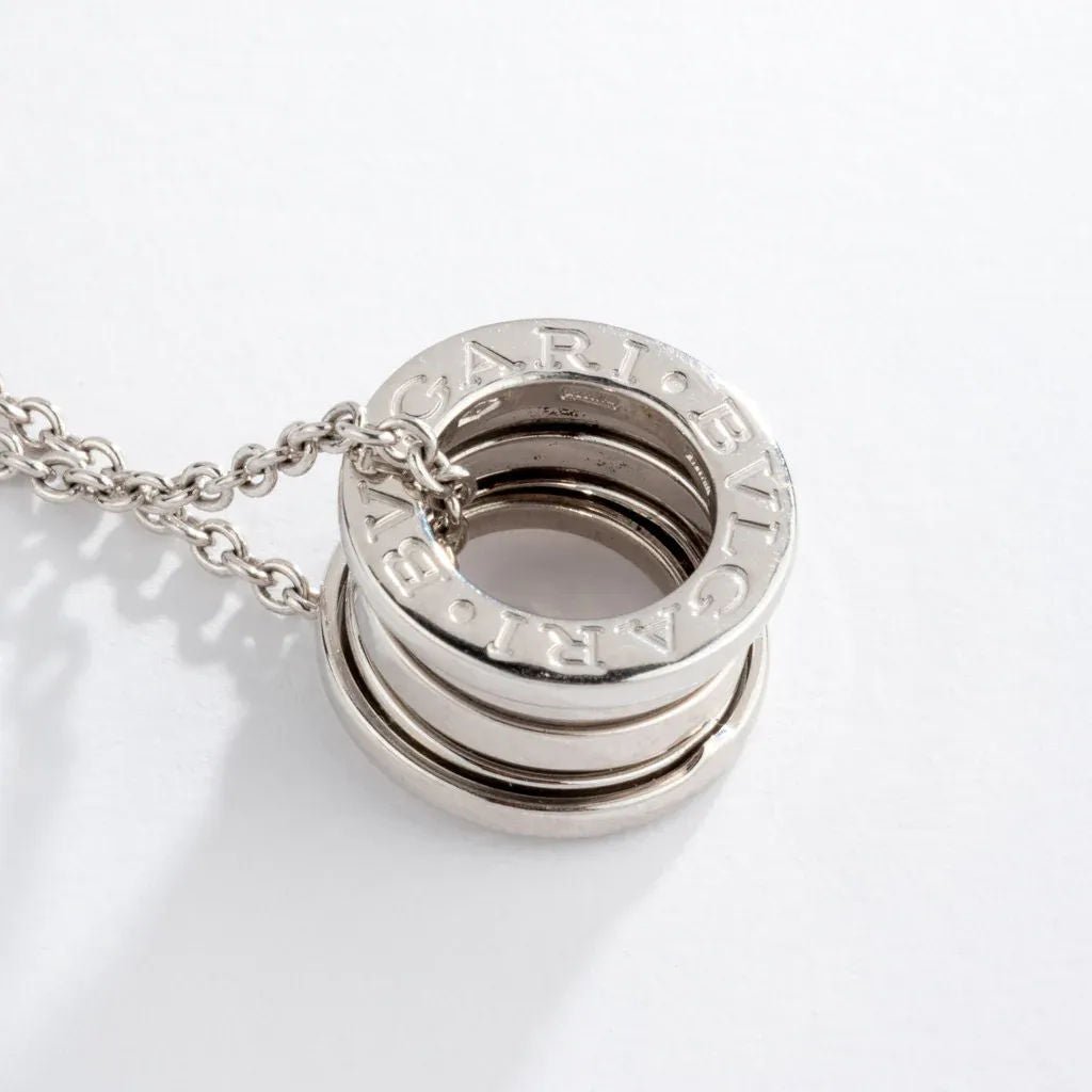 Collier de la maison Bvlgari, collection B.Zero1 en or gris - Castafiore