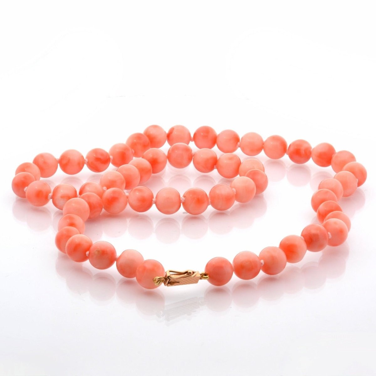 Collier de Perles en corail - Castafiore