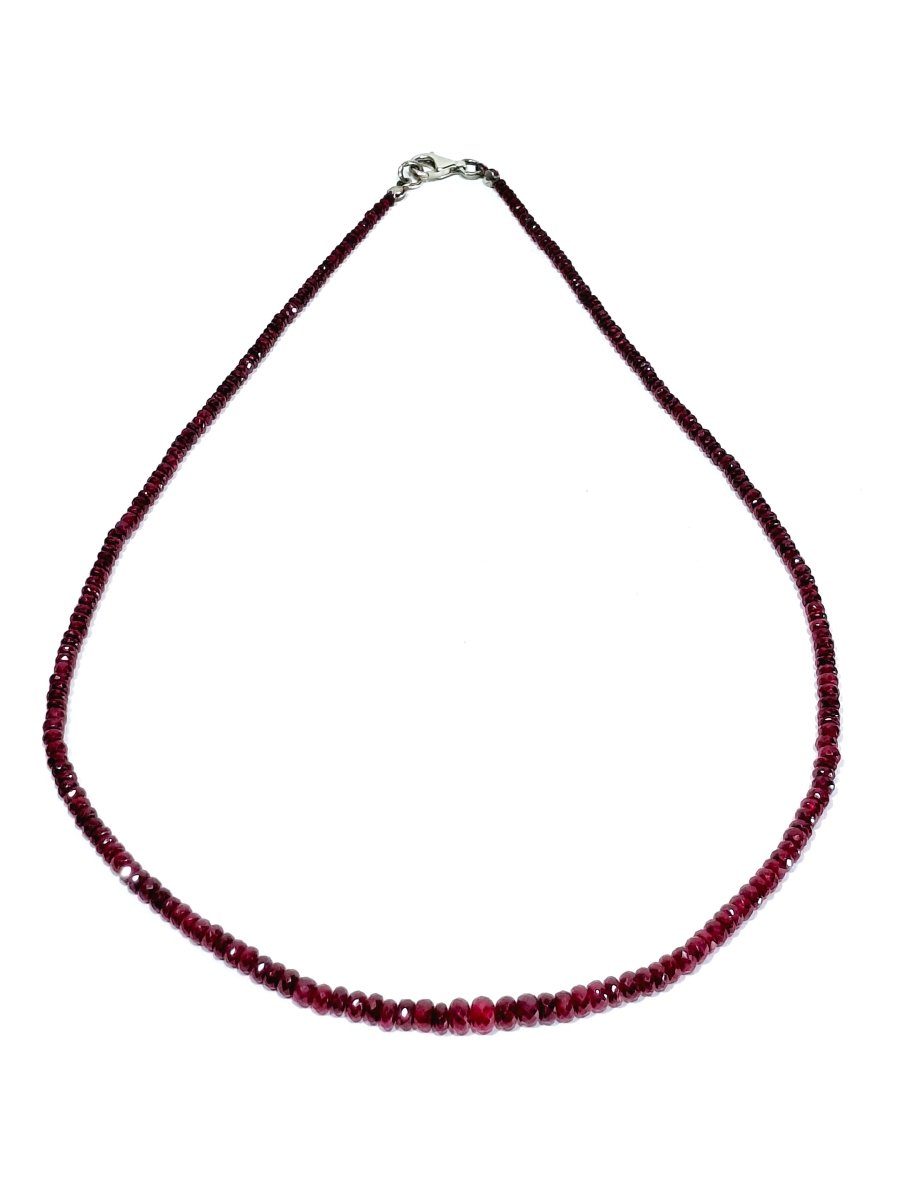Collier de Perles en rubis - Castafiore
