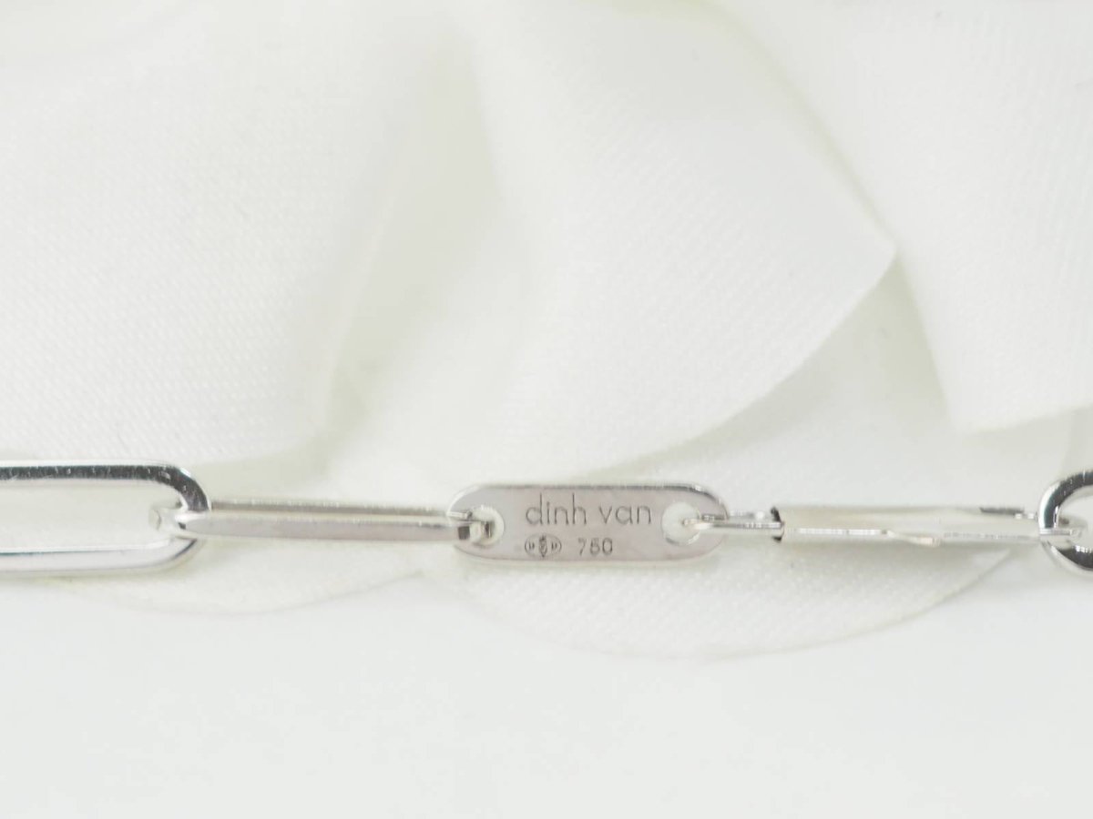 Collier Dinh Van Menottes R12 Or Blanc et Diamants - Castafiore