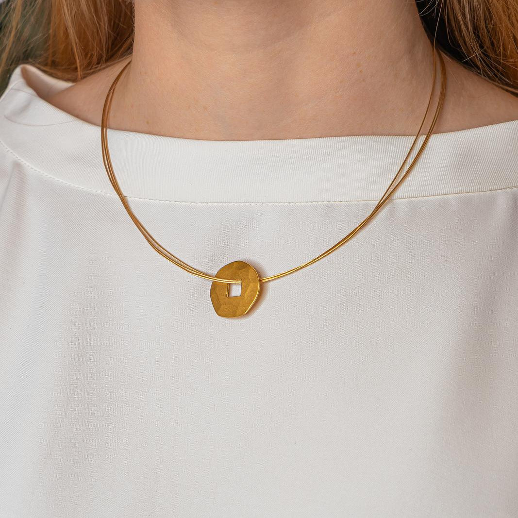 Collier DINH VAN "Pièce Chinoise" en or jaune - Castafiore