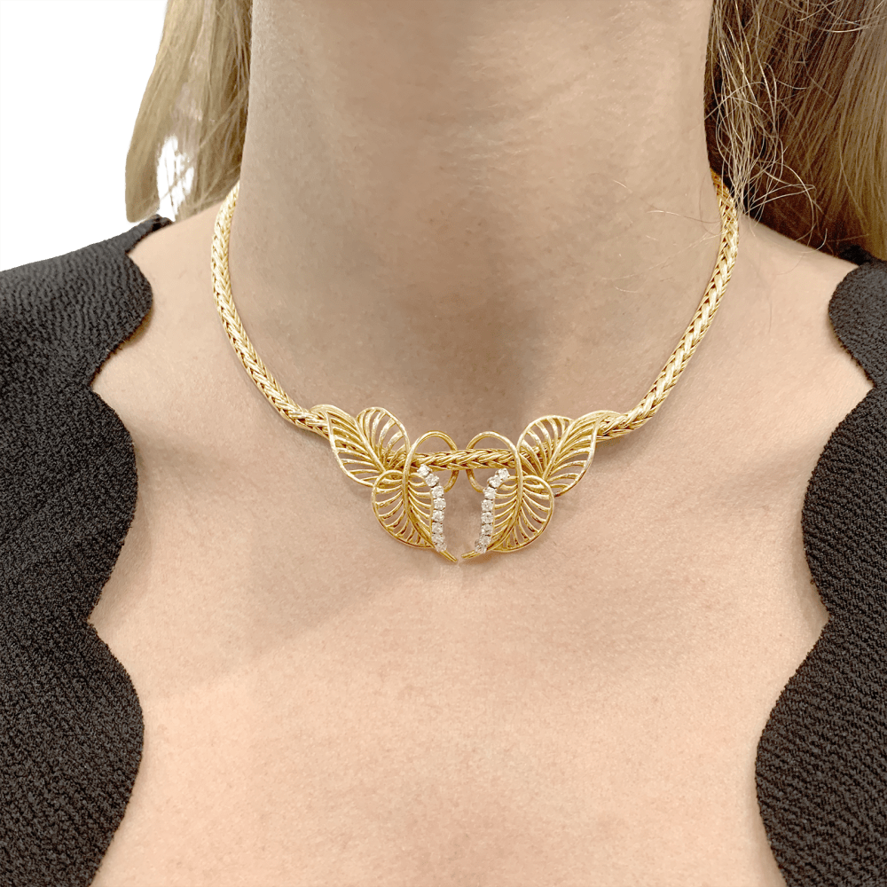 Collier Draperie ANDRÉ COL "Feuillages" en or jaune et diamants - Castafiore
