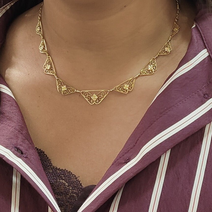 Collier draperie Fin XIXème en or jaune - Castafiore