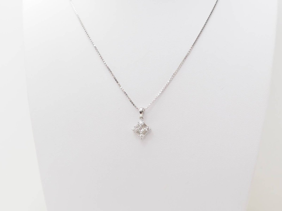 Collier en or blanc et diamants - Castafiore