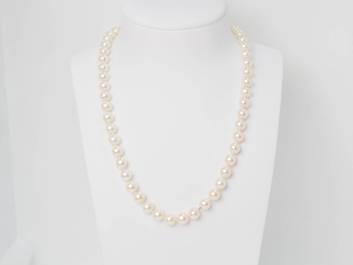 Collier en or jaune et perles d'Akoya - Castafiore