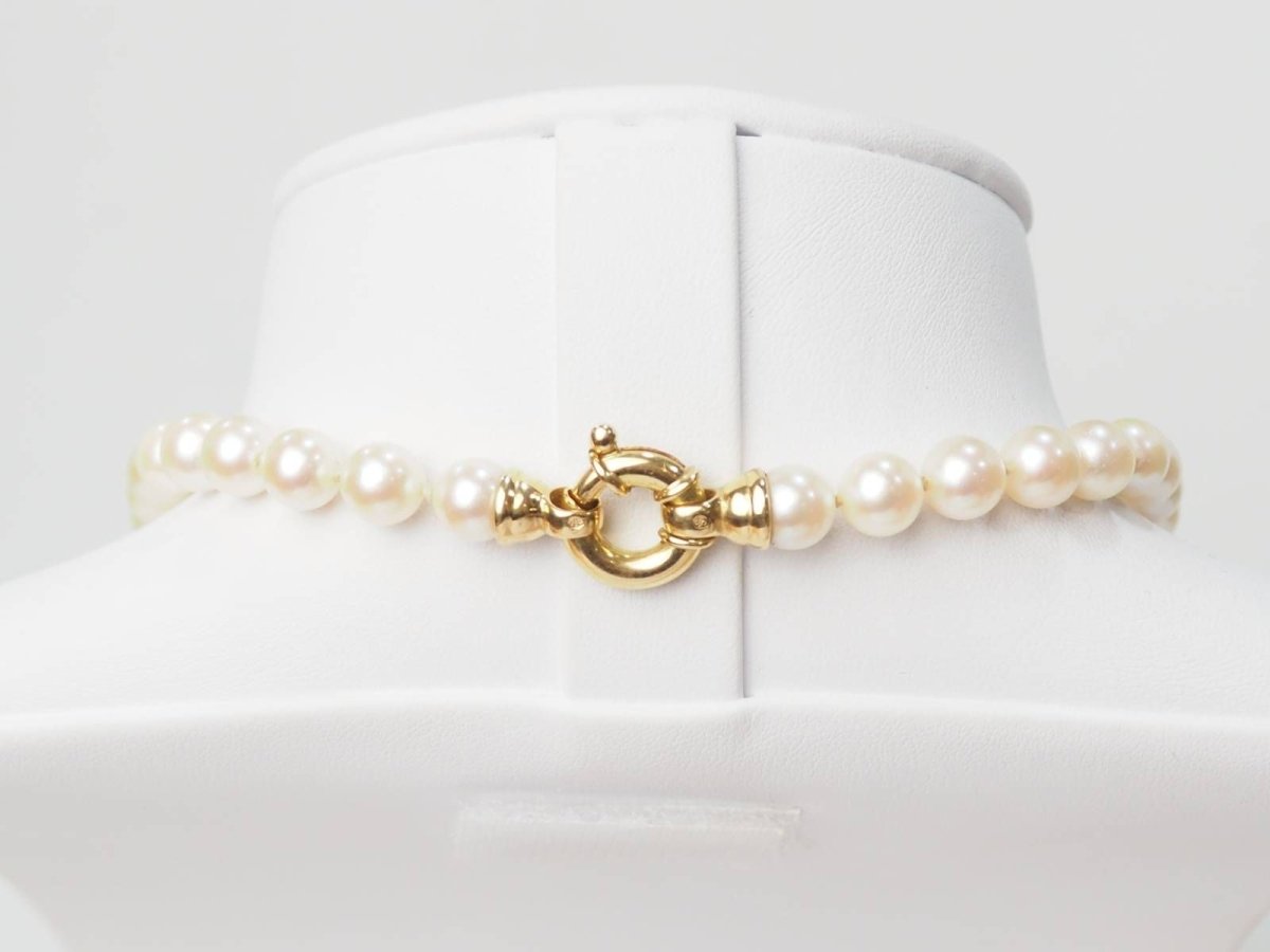 Collier en or jaune et perles d'Akoya - Castafiore