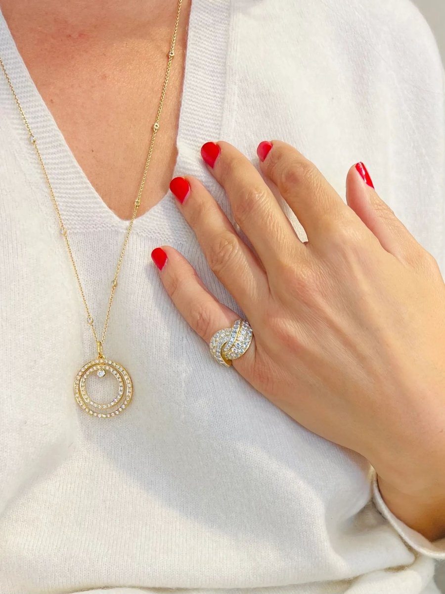 Collier en or jaune motif en diamant sur longue chaine alternée de diamant - Castafiore