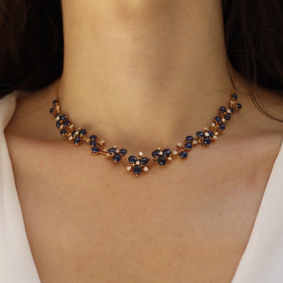 Collier en or jaune saphirs cabochons et diamants - Castafiore