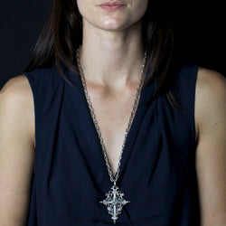 Collier H. TEGUY Croix basque en argent - Castafiore