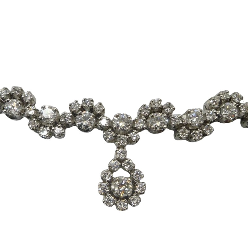 Collier haute joaillerie en or blanc et diamants - Castafiore