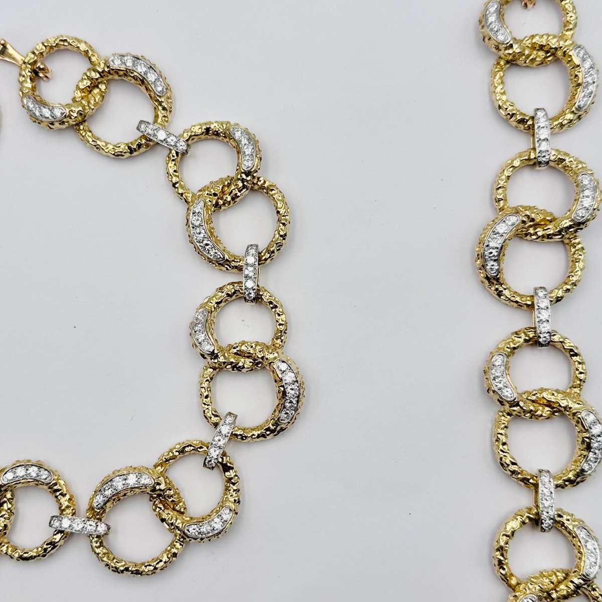 Collier M. GERARD en or jaune, platine et diamants - Castafiore