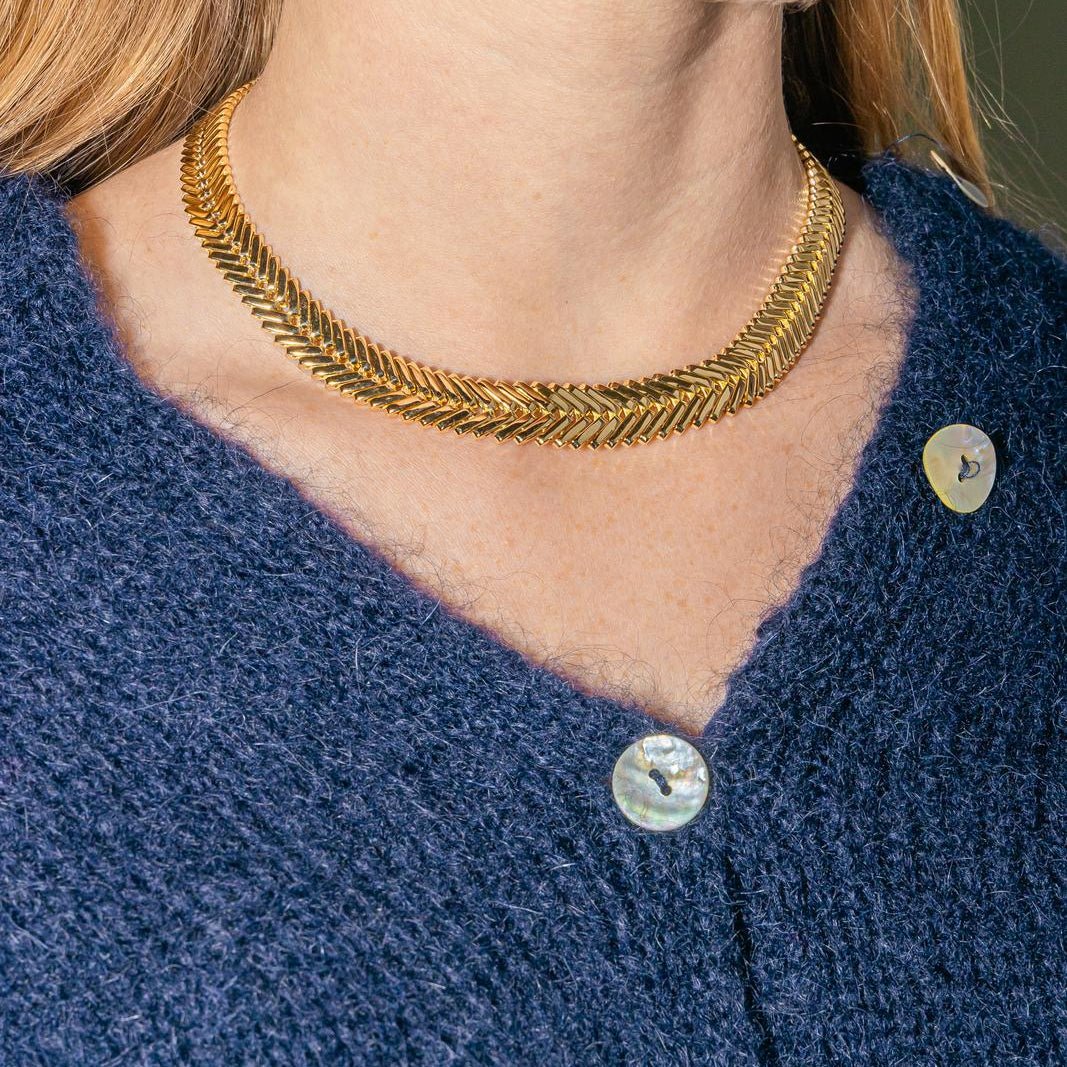 Collier Maille VAN CLEEF & ARPELS. et GEORGES L'ENFANT en or jaune - Castafiore