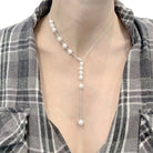 Collier MIKIMOTO en or blanc, perles blanches et diamants - Castafiore