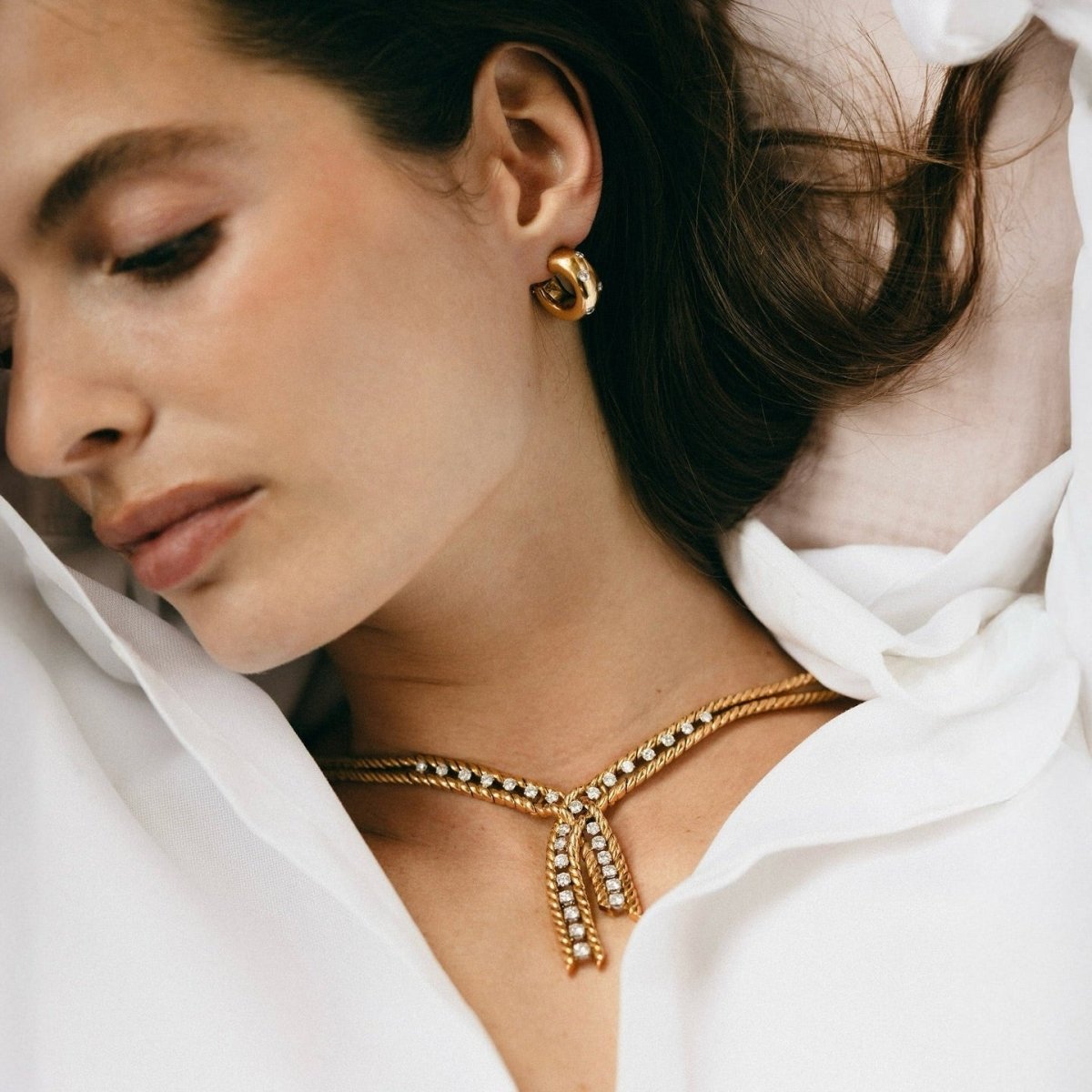 Collier Négligé BOUCHERON en or jaune et diamants - Castafiore