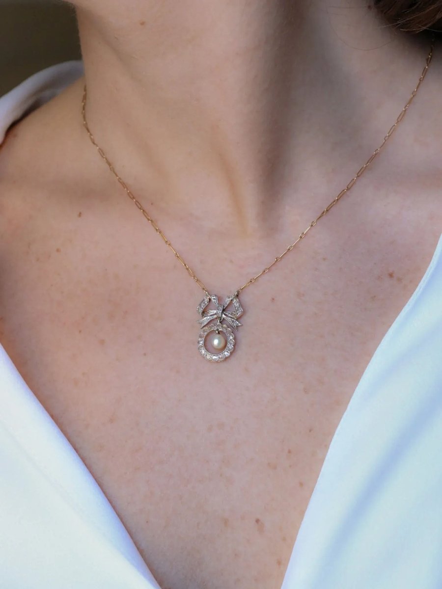 Collier noeud Belle Epoque or diamants perle fine - Castafiore
