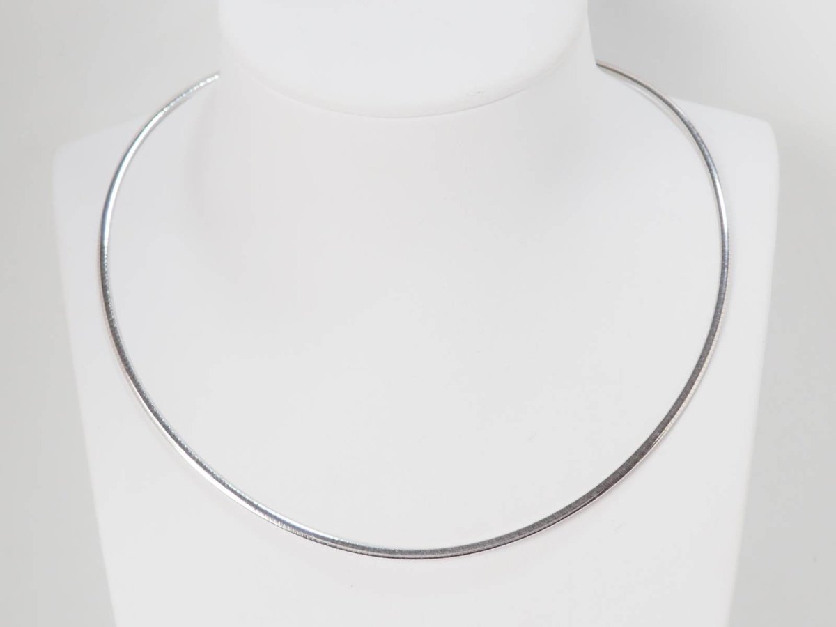 Collier Oméga en or blanc - Castafiore