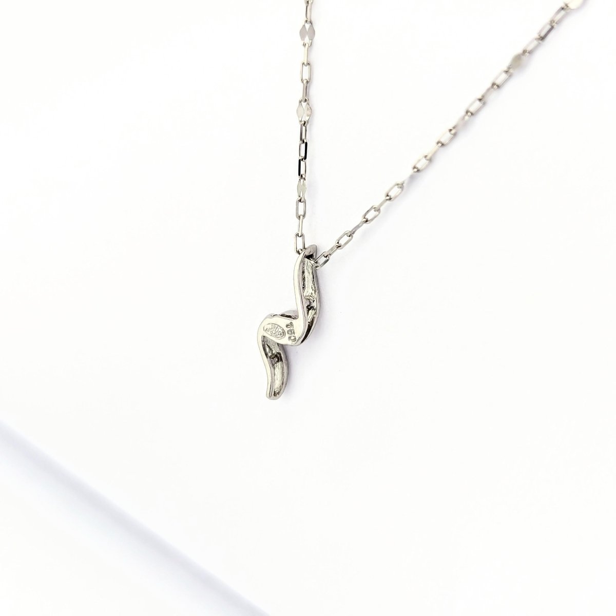 Collier or blanc et diamant - Castafiore