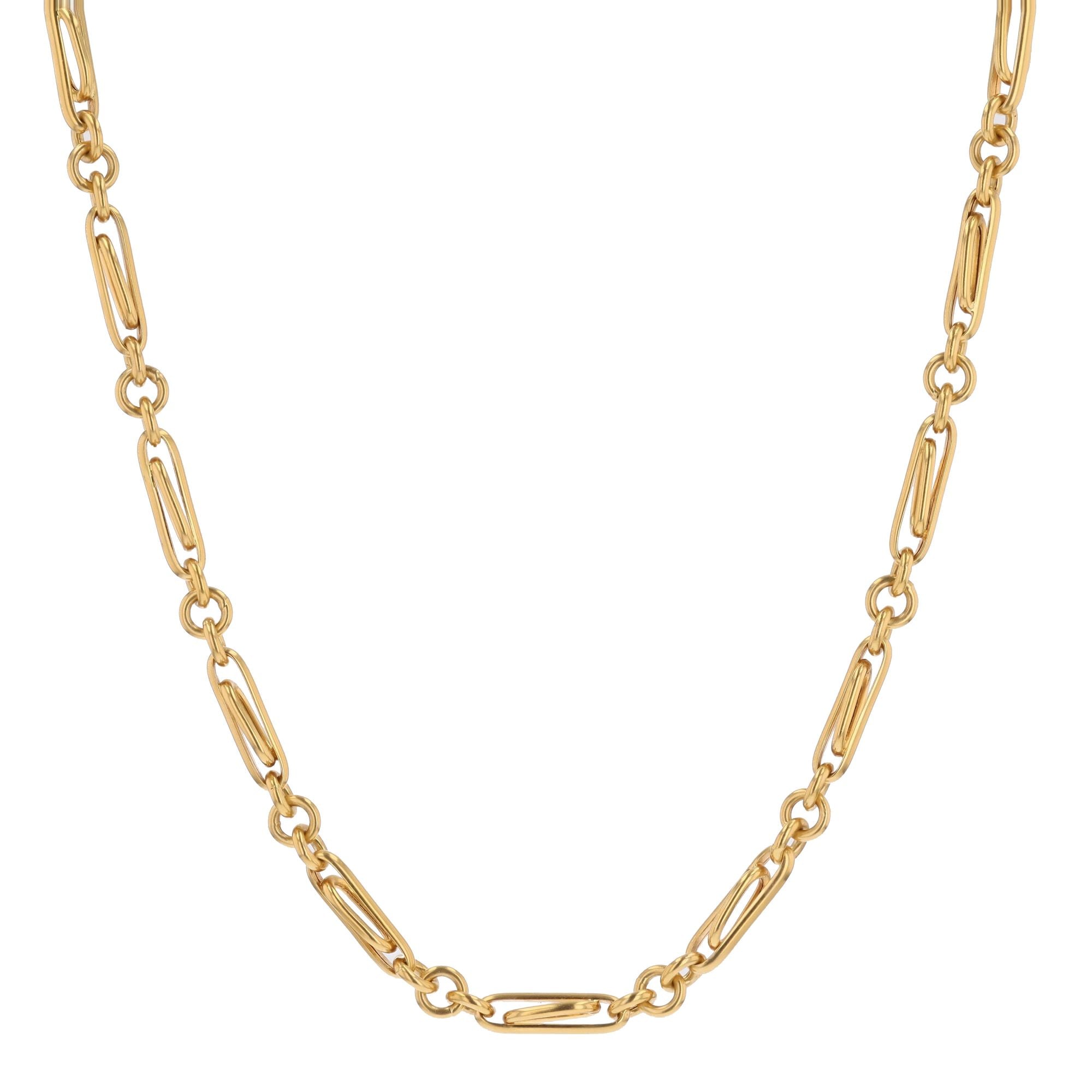 Necklace yellow gold oval staple and round mesh