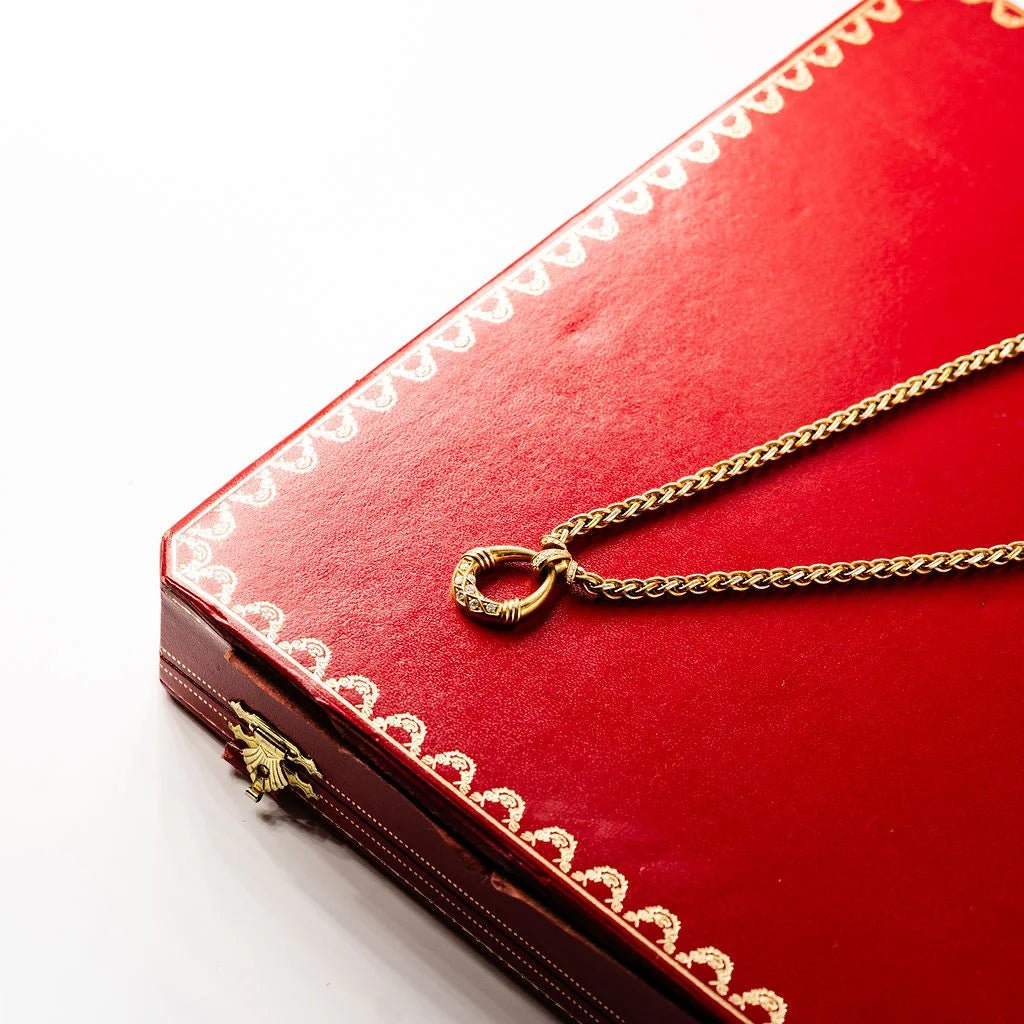 Collier Pendentif CARTIER en or jaune, or rose, or blanc et diamants - Castafiore