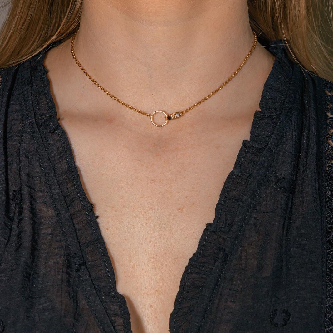 Collier Pendentif CARTIER "Love" en or rose - Castafiore