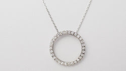 Collier pendentif cercle en or blanc et diamants - Castafiore